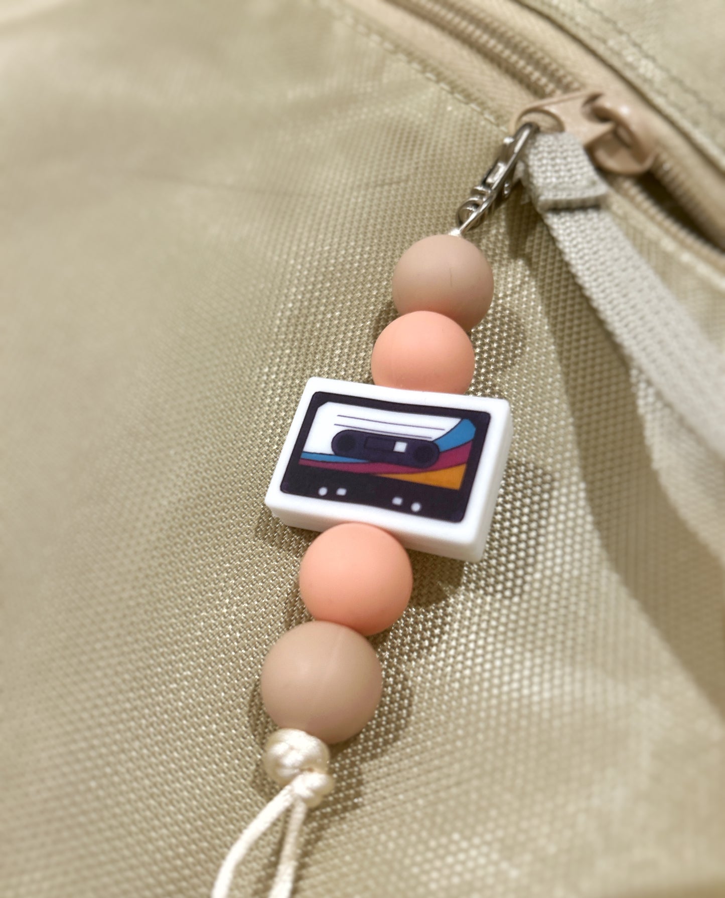 Retro Cassette Sensory Silicone Keychain - Fashionable Bag Charm