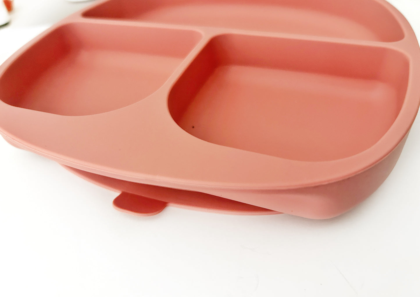 Silicone Suction Divided Plates for Mess-Free Meals