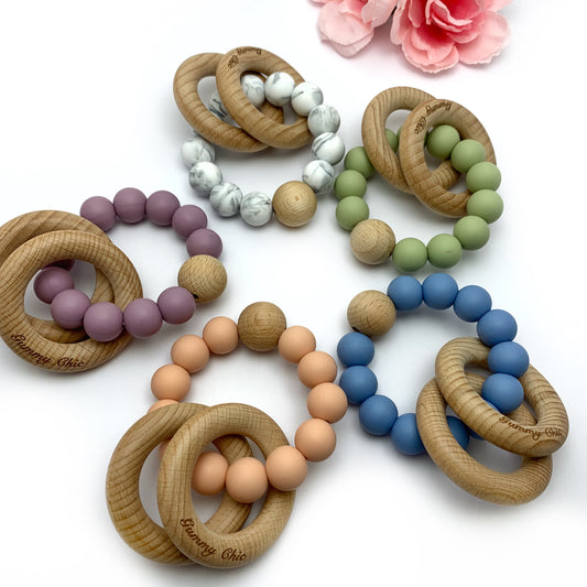 Minimalist Teether Rattle in Silicone and Wood for Babies - Handheld Teething Ring