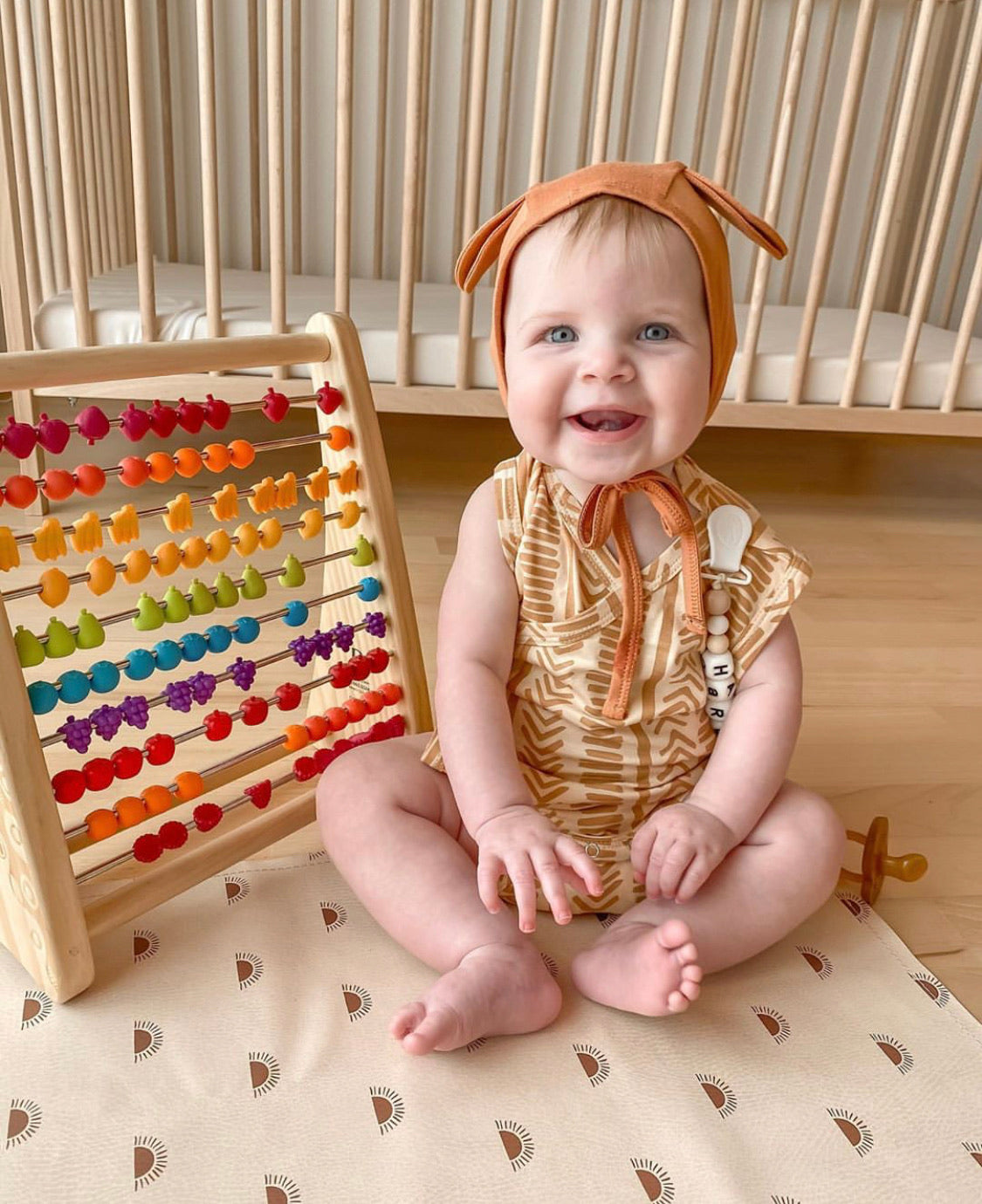 Top-Quality Personalized Pacifier Clip: Durable, Non-Toxic, and Stylish Design