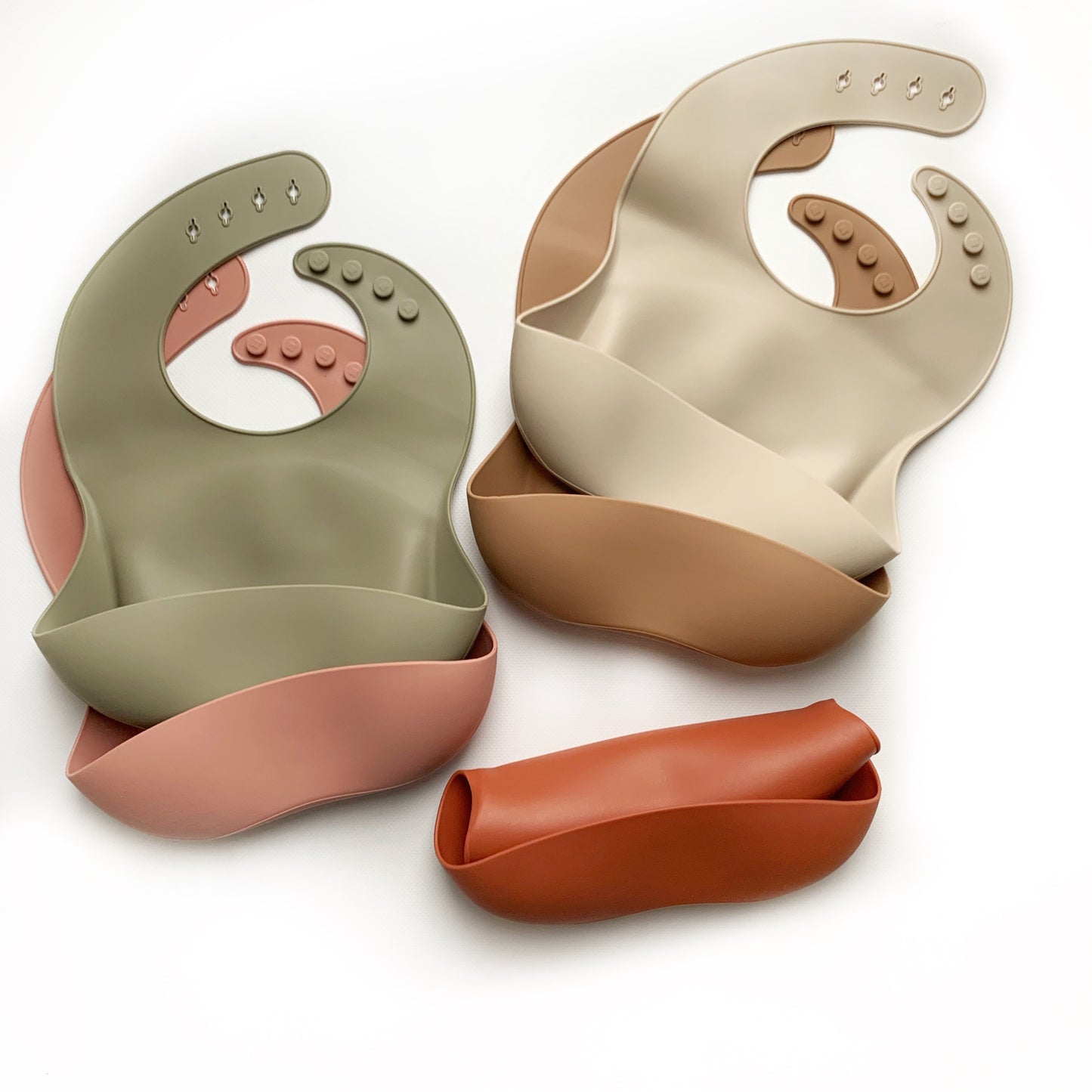 Silicone Bucket Bib: Easy-to-Clean Baby Bib for Mess-Free Meals