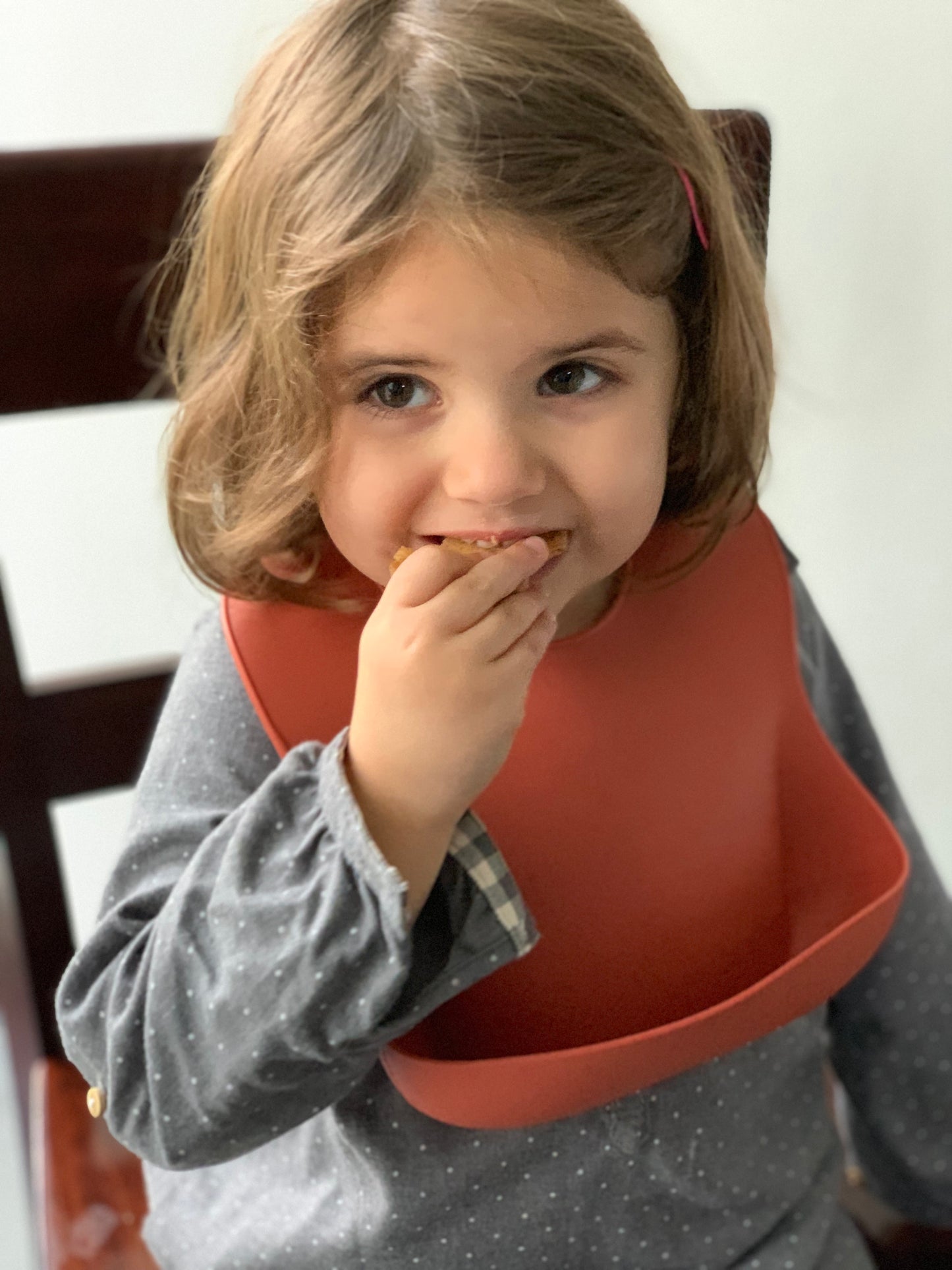 Silicone Bucket Bib: Easy-to-Clean Baby Bib for Mess-Free Meals