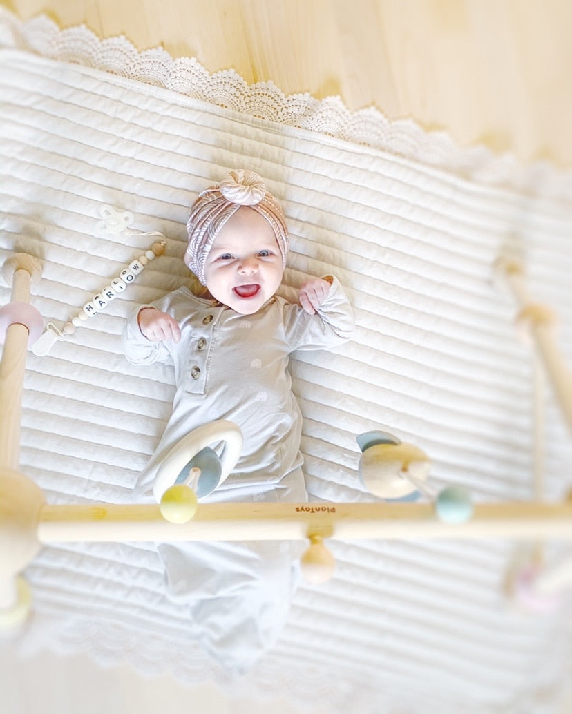 Top-Quality Personalized Pacifier Clip: Durable, Non-Toxic, and Stylish Design