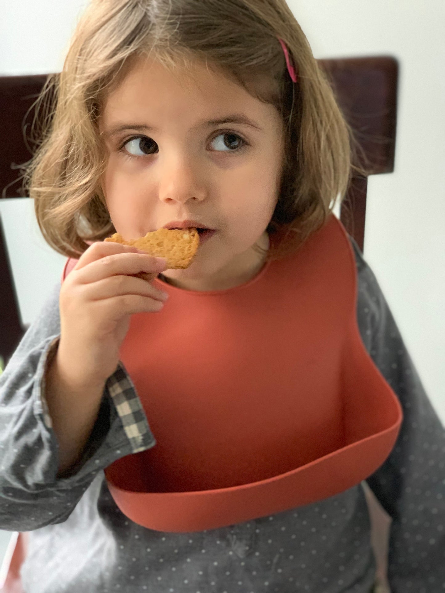 Silicone Bucket Bib: Easy-to-Clean Baby Bib for Mess-Free Meals