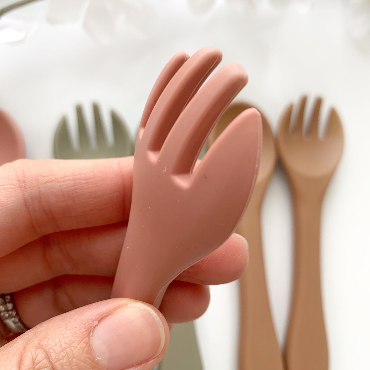 Silicone Toddler Training Utensils: Safe & Easy to Use for Self-Feeding
