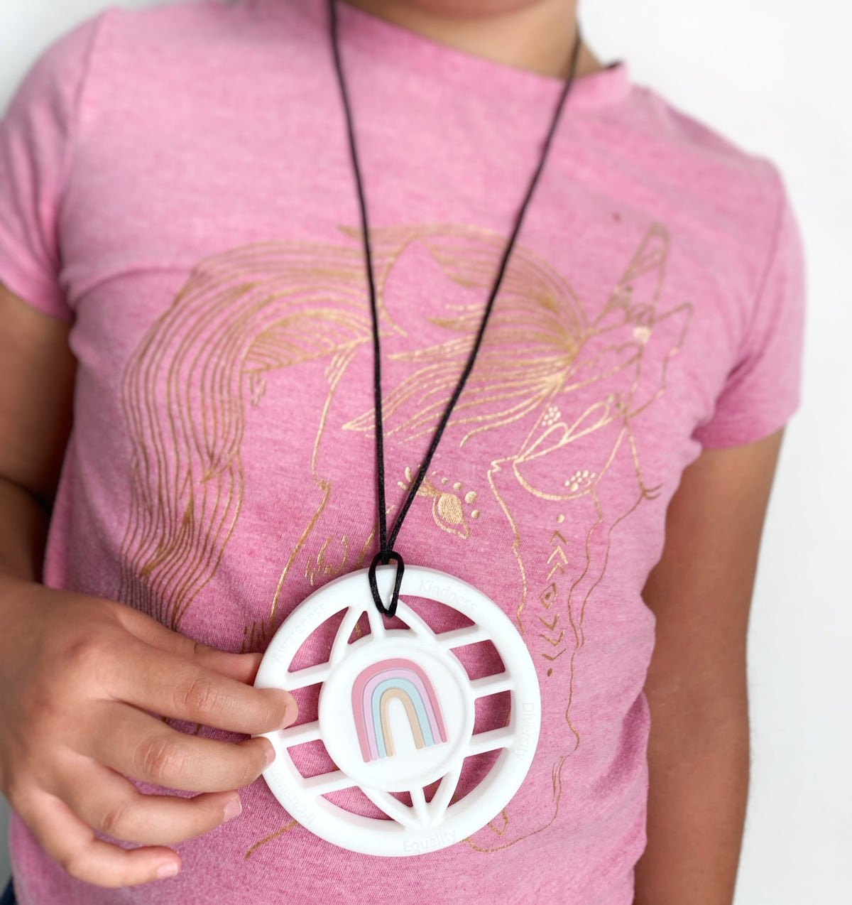 white pendant rainbow chewlery