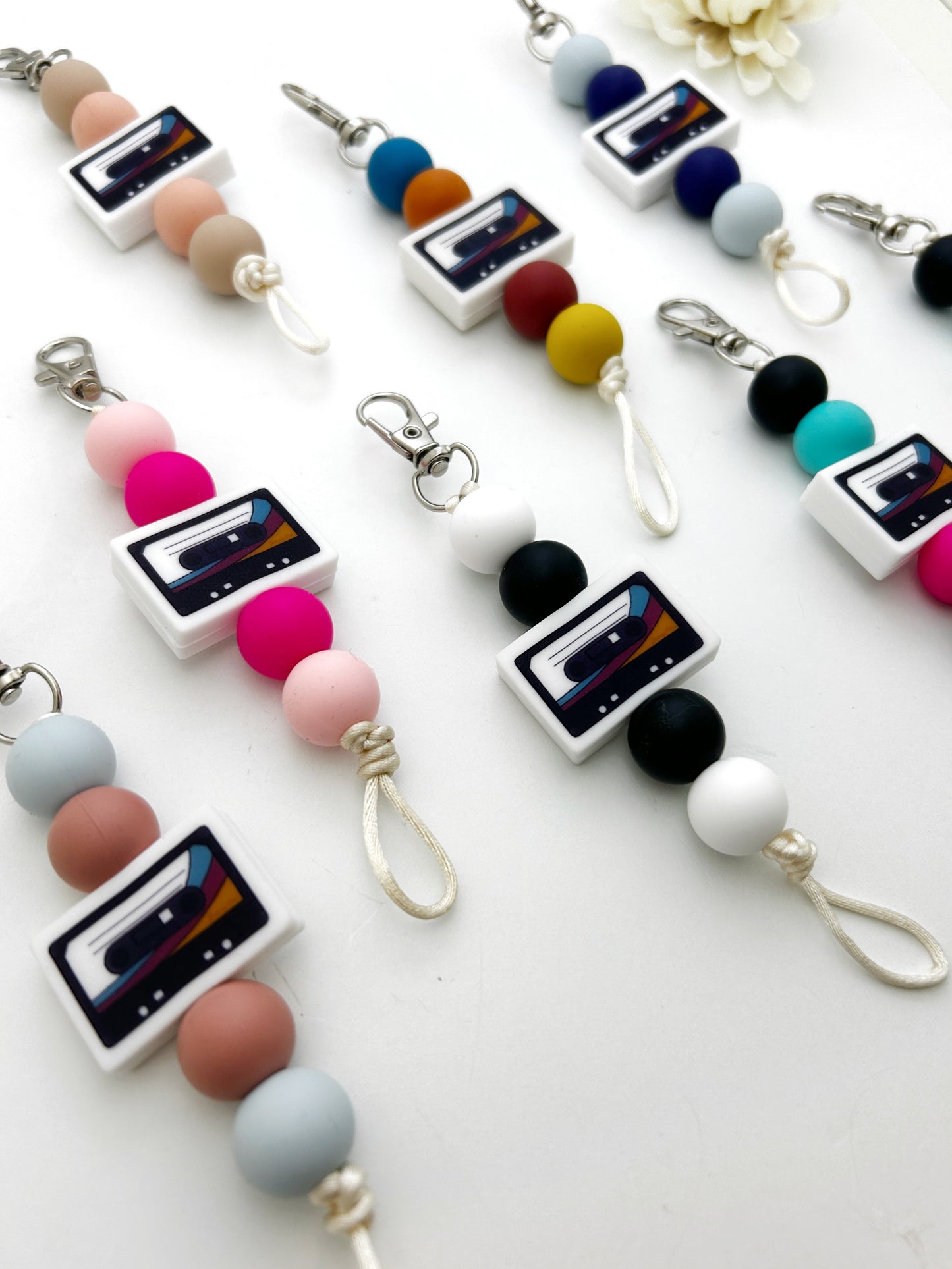 Retro Cassette Sensory Silicone Keychain - Fashionable Bag Charm