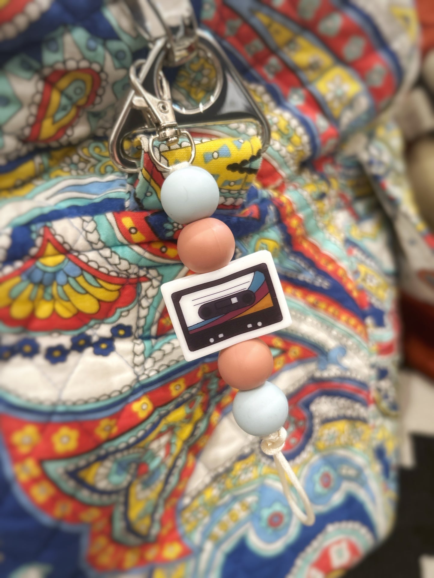 Retro Cassette Sensory Silicone Keychain - Fashionable Bag Charm