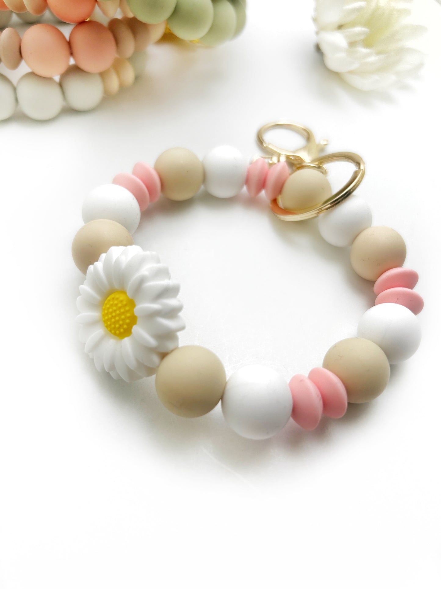 Silicone Wristlet Keychain: Practical and Stylish Key Holder