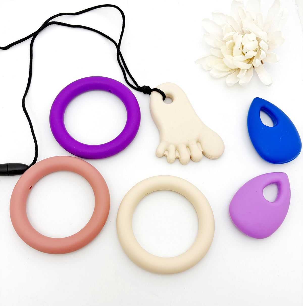 Variety Size Chewelry Pendants for Chewing Relief