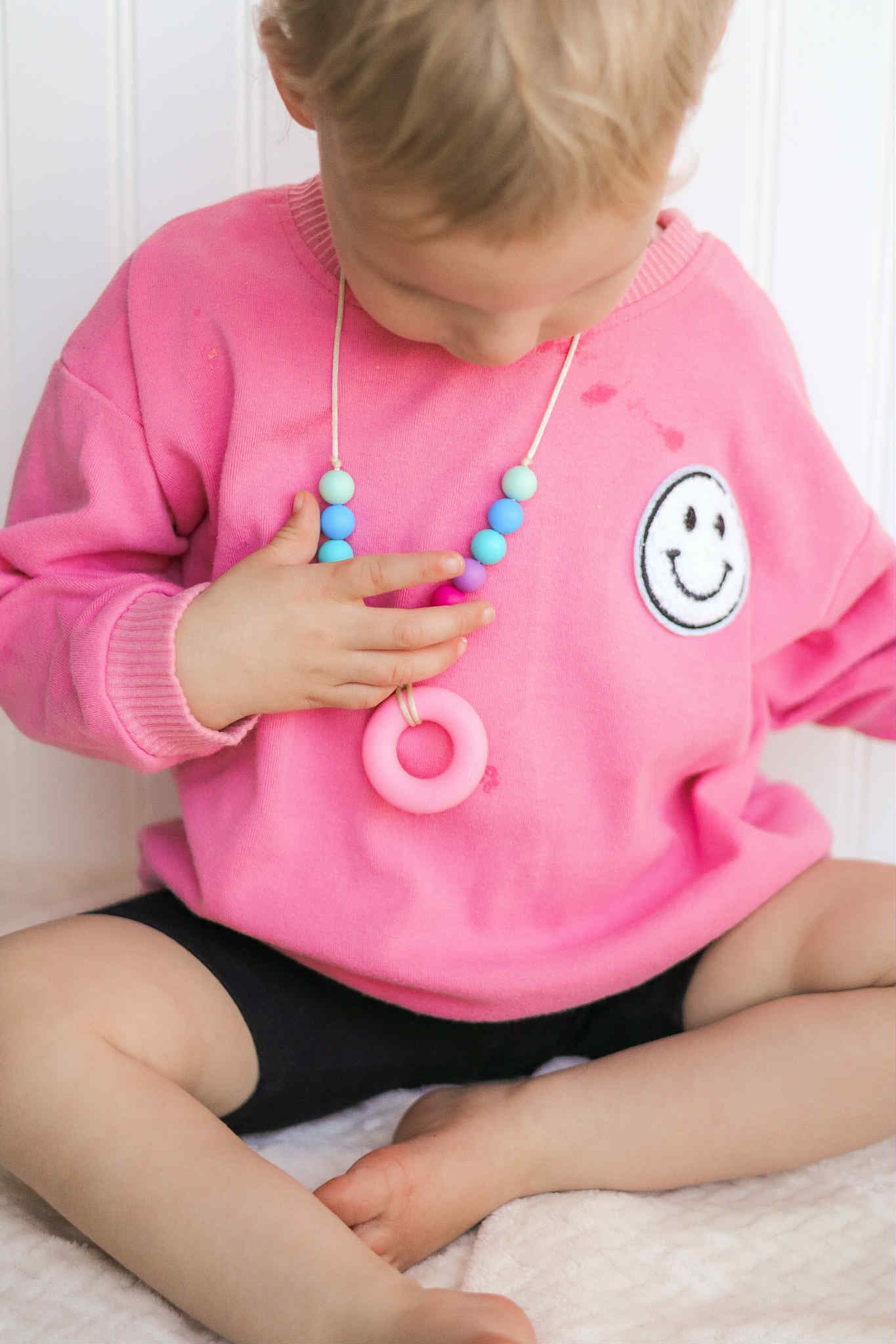 Rainbow Ring Silicone Necklace for Kids - Gummy Chic Chewable Jewelry