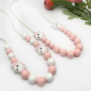 SILICONE BEADED NECKLACE UNICORN IN PINK