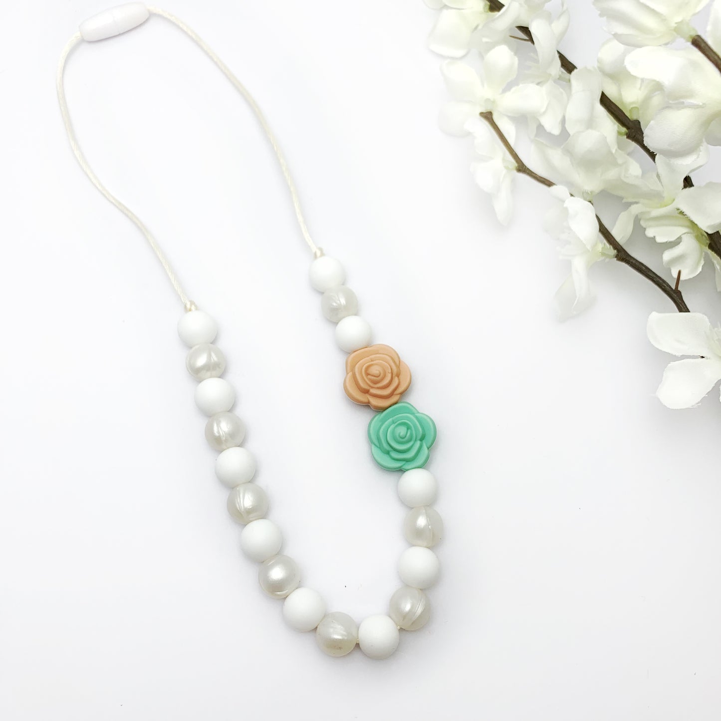 Mini Flower Necklace