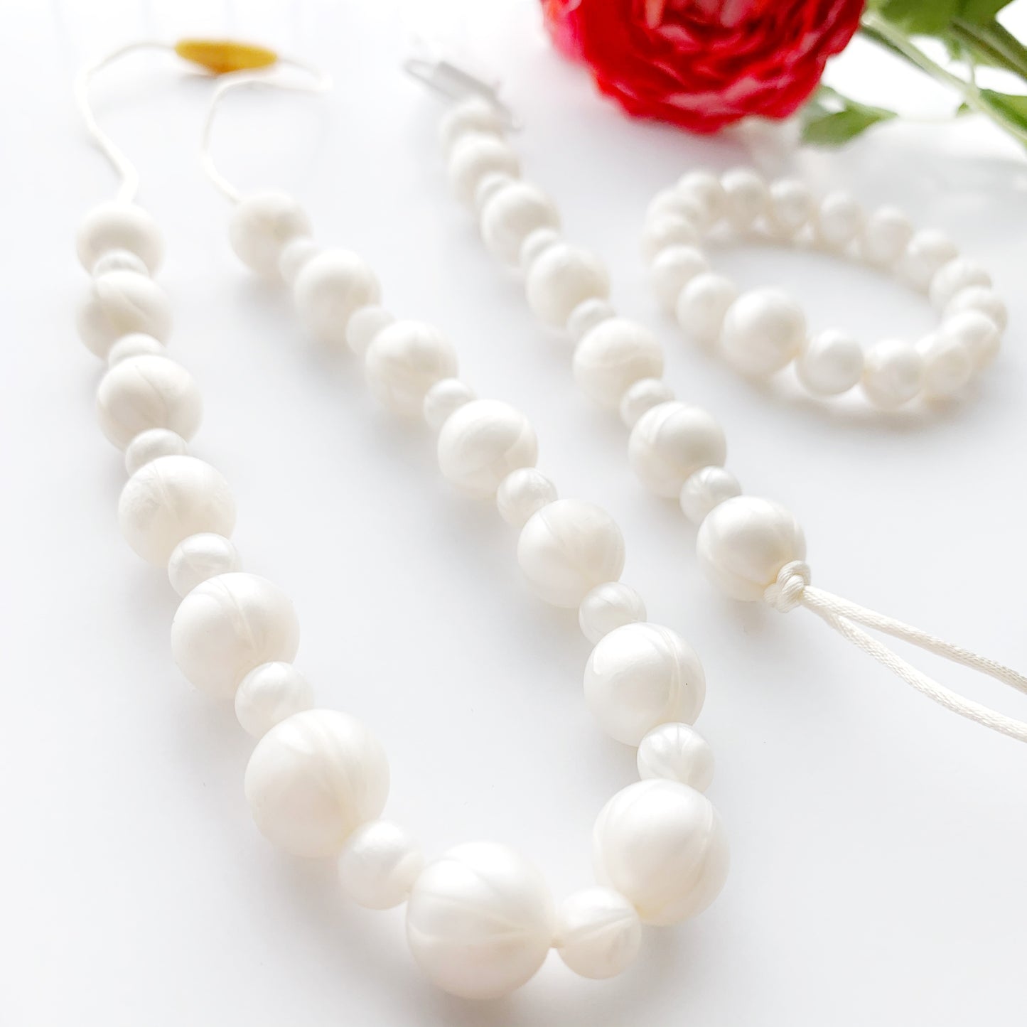Pearl Necklace - Chewable Jewelry for Kids with Safety Features